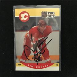 TIM HUNTER SIGNED NHL PRO SET HOCKEY CARD