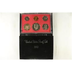 1982 US PROOF SET (WITH BOX)