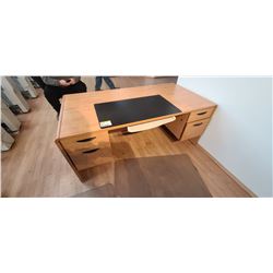 MAPLE COLOURED 3' X 6 ' PEDISTAL OFFICE DESK COMES WITH SMALL NIGHT STAND/COFFEE TABLE