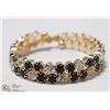 Image 1 : WOMENS ELEGANT STONE EMBELLISHED/ GOLD TONED