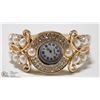 Image 1 : WOMENS ELEGANT CUFF STYLE WRIST WATCH- GOLD TONE/