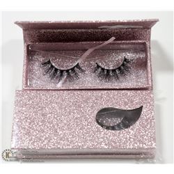 2PK OF BRAND NEW WOMENS FAKE EYELASHES; STYLE M4