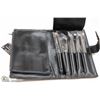 Image 1 : LA GIRL 5PC ESSENTIAL BRUSH SET W/ CASE