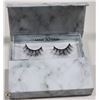 Image 1 : 2PK DESIGNER STYLE FALSE EYELASHES; DA7