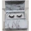 Image 1 : 2PK DESIGNER STYLE FALSE EYELASHES; M30
