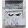 Image 1 : 2PK DESIGNER STYLE FALSE EYELASHES; M30