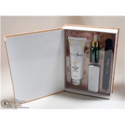 CITRUS MANICURE SET  INCL. 3 STEP BUFFER/ NAIL