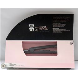 JOSE EBER SIGNATURE SERIES STRAIGHTENING IRON
