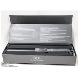 SHE BY BEYOND THE BEAUTY 19MM VOLUME CURLING IRON