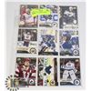 Image 1 : ONE SLEEVE HOCKEY CARDS