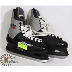 MENS BAUER TURBO SKATES - SIZE 7 HARD SHELLED