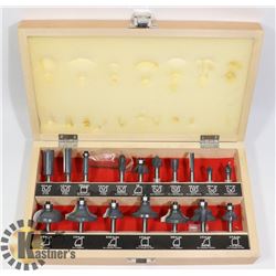 CRAFTSMAN ROUTER BITS 17 PIECE IN WOODEN CASE