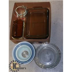 PYREX- ASSORTED BAKEWARE LOT