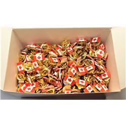 9)  LOT OF 200 CANADIAN FLAG LAPEL PINS