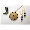 Image 1 : 17)  GOLD TONE AND BLACK CRYSTAL