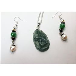 14)  DRAGON CARVED JADEITE PENDANT ON