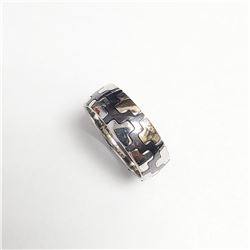 SILVER RING (~SIZE 9)