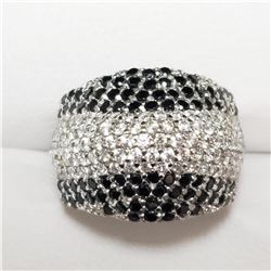 SILVER CUBIC ZIRCONIA  RING (~SIZE 7)