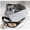 Image 1 : BOX OF BROWN CHANEL STYLED SUNGLASSES
