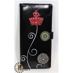 NEW SHAG WEAR WOMENS WALLET