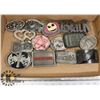 Image 1 : FLAT OF ASSORTED BELT BUCKLES