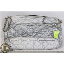 NEW MODERN STYLE SILVER FASHION PURSE