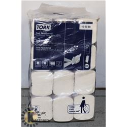 CASE OF TORK PEAK SERVE CONTINUOUS HAND TOWEL
