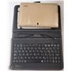 Image 2 : TABLET WITH KEYBOARD CASE