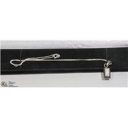 STERLING SILVER NECKLACE WITH FIRE OPAL PENDANT