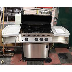 NAPOLEON STAINLESS STEEL BBQ - NEEDS CLEANING