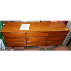 VINTAGE 9 DRAWER DRESSER 66 X 17 X 30