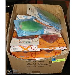 CASE OF 50 PLUS NEW HEATING / COOLING PADS EACH