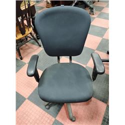 NEW HYDRAULIC OFFICER CHAIR ON CHOICE