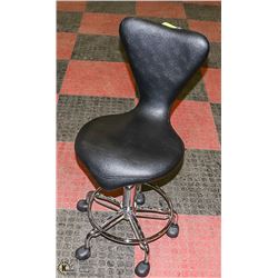 NEW SALON BLACK HYDRALIC SWIVEL STOOL