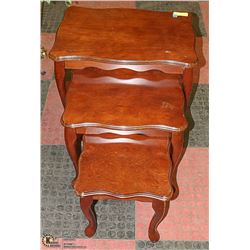 3 PIECE NESTING TABLES