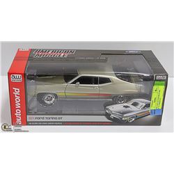 1:18 DIE CAST AUTOWORLD 1002 MADE '71 TORINO GT