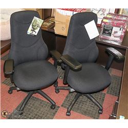 LOT OF 2 NEW MULTI ADJUSTABLE HYDRAULIC LIFT