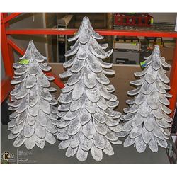 SET OF 3 VARIOUS SIZED WHITE WOOD