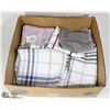 Image 1 : BOX OF NEW FACE CLOTHS