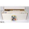 Image 1 : BOX OF VARIOUS HOCKEY COLLECTORS CARDS