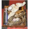 Image 1 : BOX WITH CHRISTMAS ITEMS INCL. GOLD