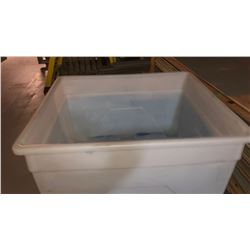 Plastic Tote Bucket