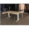Image 1 : 2 Desks/Tables