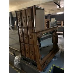 9 Drawer dresser with Mirror and SofaTable