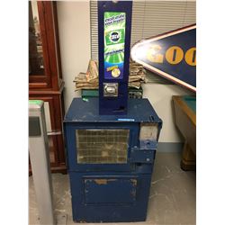 2 x Vintage Newspaper Machine, Gum Vending Machine (Excel) and 1 Metal Post