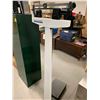 Image 2 : Health O Meter professional scale