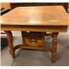 Image 1 : Antique square kitchen table