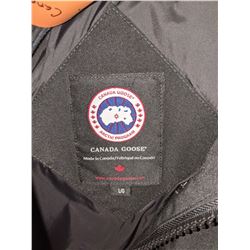 Authentic Canada Goose Large Jacket with Fur Hood