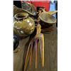 Image 2 : Copper Jug with Large Wooden Cutlery