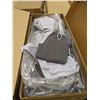 Image 2 : 2 boxes of clothing